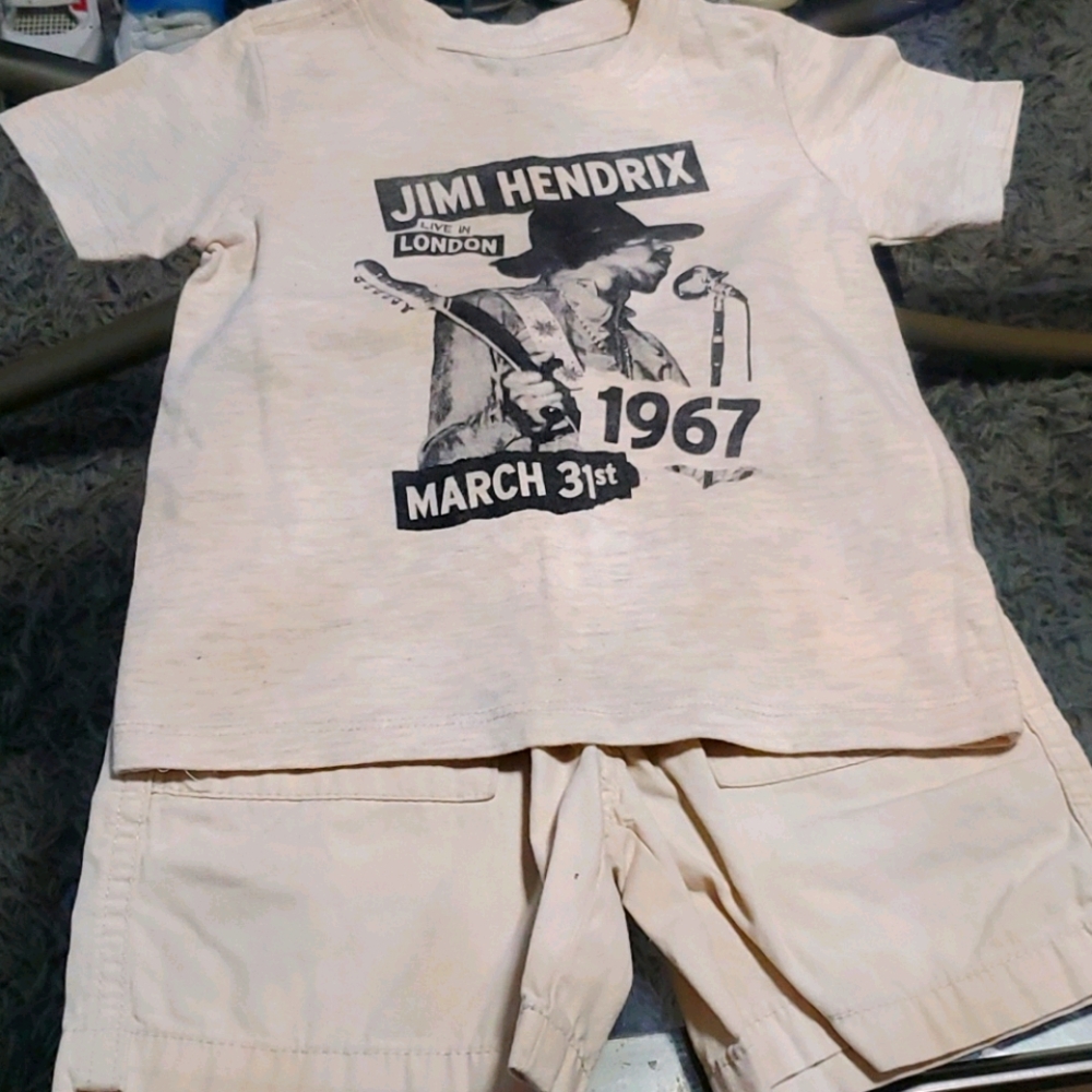 Adorable cream color short set